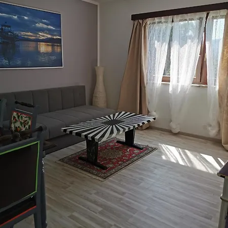 Nibbie's Apartment